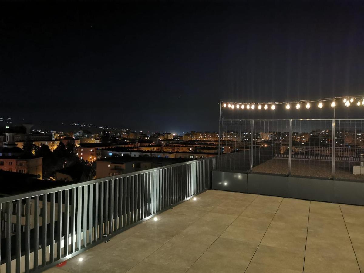 Moon Luxury Apartment - Sunset View クルージュ＝ナポカ エクステリア 写真
